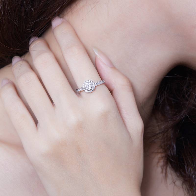 豪镶圆包S925银镀白金MoissaniteWomen's Ring50分D级